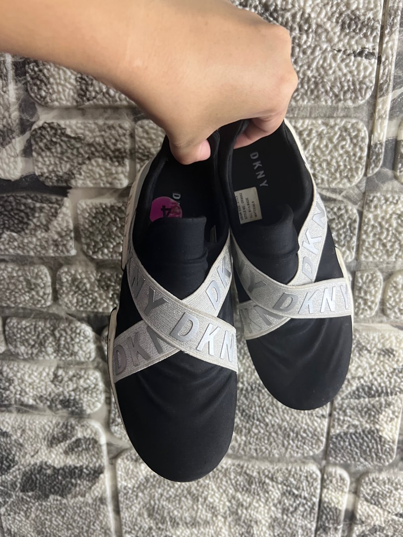 dkny slip on shoes