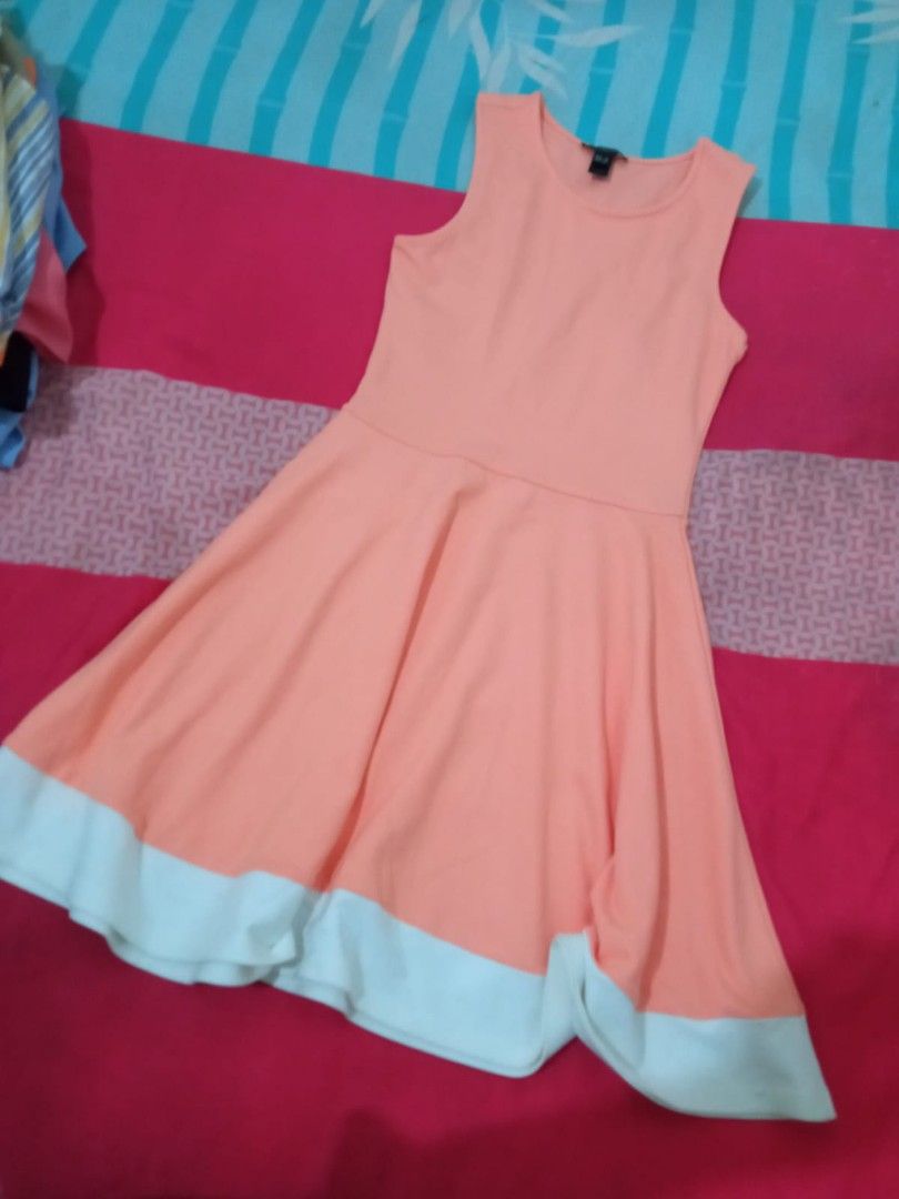 Dress mango orange, Fesyen Wanita, Pakaian Wanita, Gaun u0026 Rok di Carousell