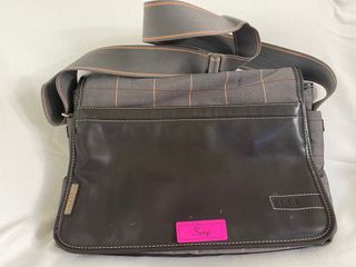 (Kategori: ) berada di . Dikirim oleh sunyi (ID iklan 1240075253, Gambar 1). Deskripsi: .