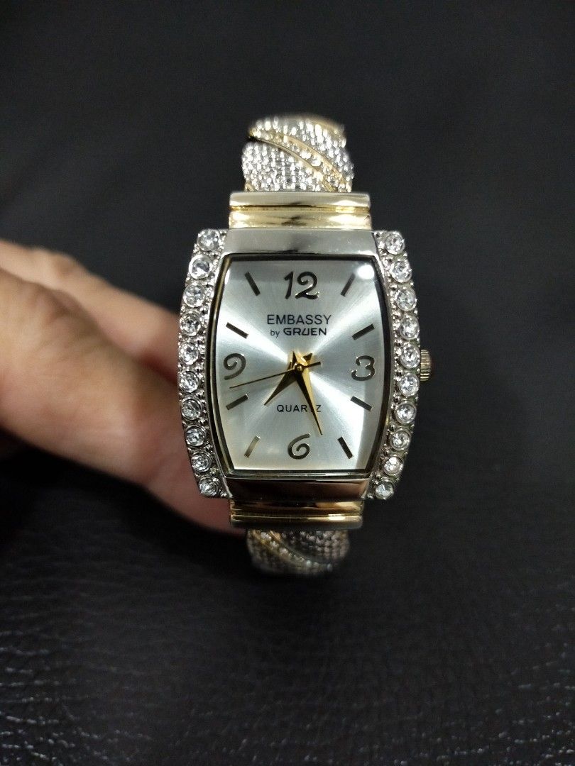 Embassy by deals gruen diamond quartz