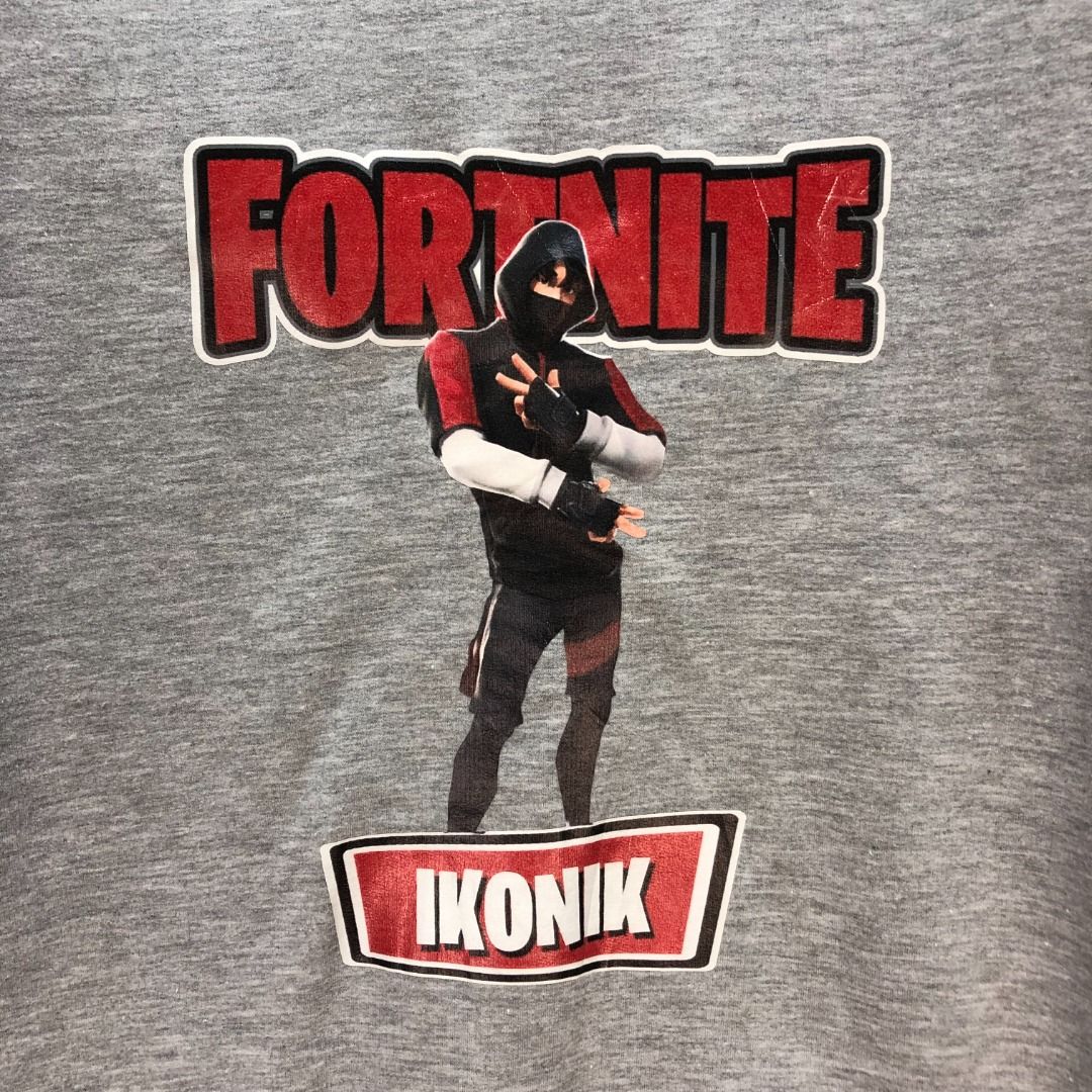 FORNITE IKONIK HOODIES SIZE S 6995 104