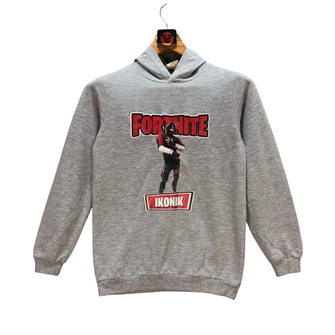 Ikonik hoodie fortnite 2025