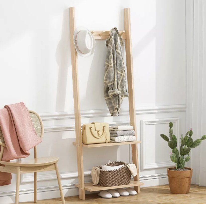 Free coat hanger / rack, Furniture & Home Living, Home Improvement