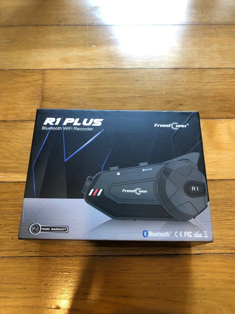 Freedconn R1 Plus helmet camera intercom bluetooh, Motorcycles ...