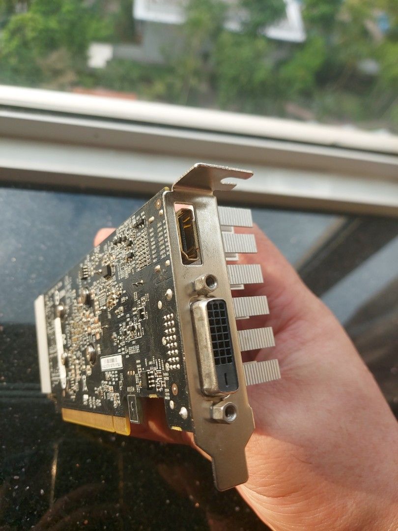 Gigabyte gt 1030 hotsell 2gb ddr5 low profile