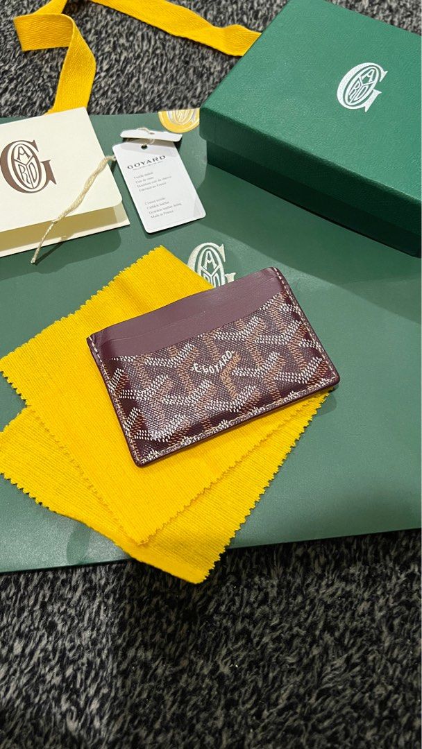Goyard card holder (Category: Luxury Bags & Wallets) located in Taguig. Submitted by rraaa32 (Listing ID 1240210609, Image 1). Description: Complete inclusion.