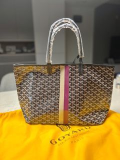 Goyard limited edition rose pink belvedere pm, Women's Fashion, Bags &  Wallets, Cross-body Bags on Carousell