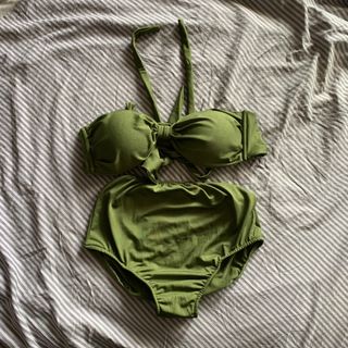 (Category: ) located in . Submitted by nyadi (Listing ID 1240119273, Image 1). Description: .