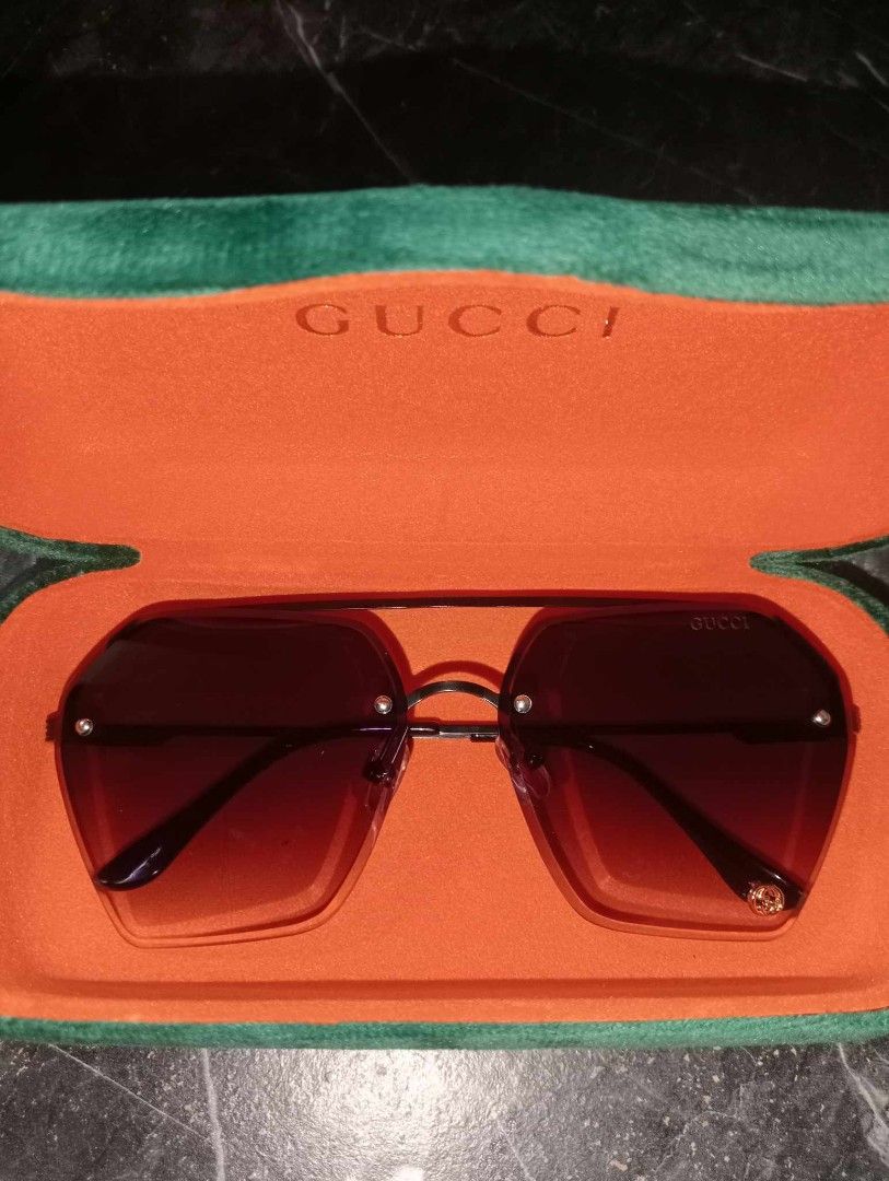 Gucci Sunglasses with Case on Carousell