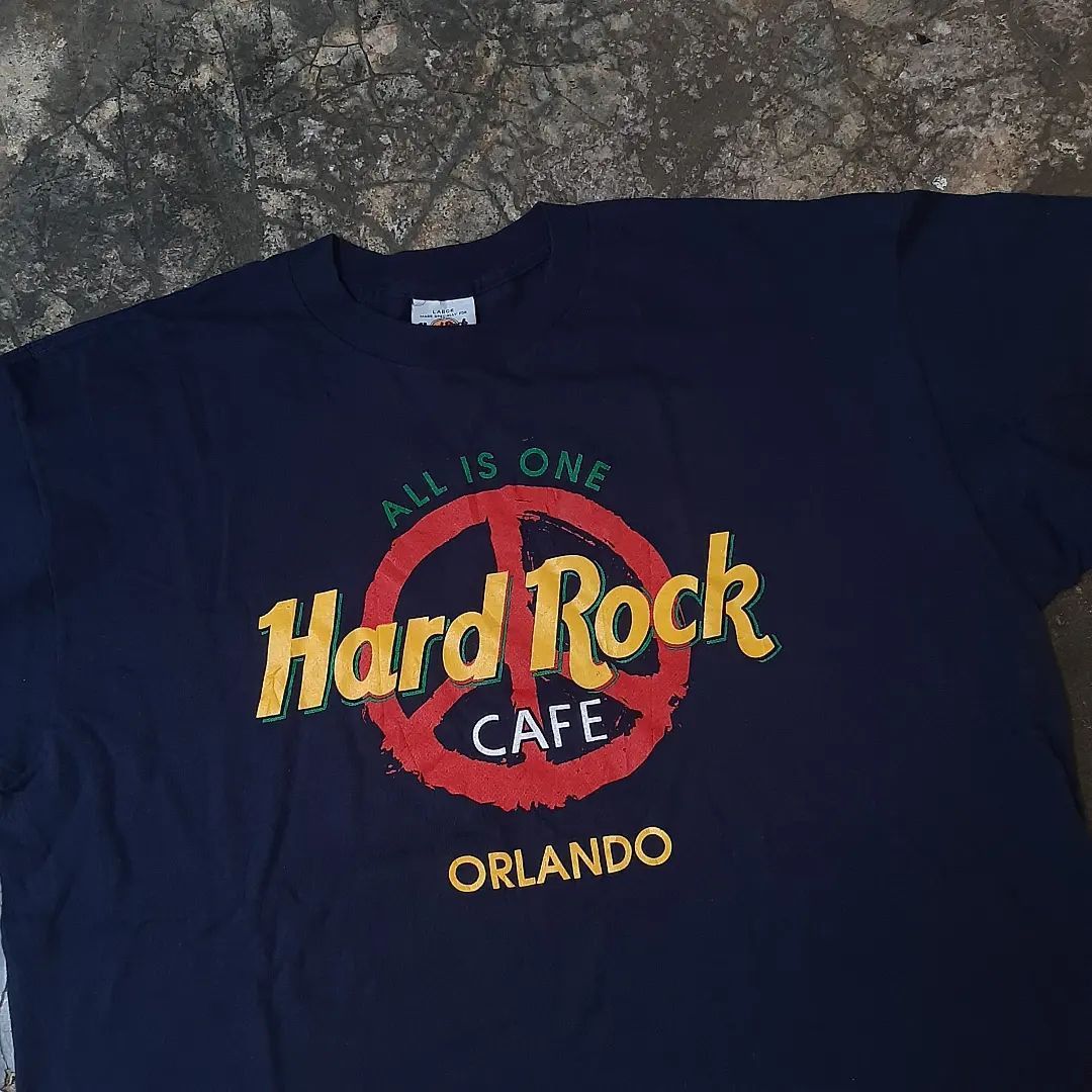 hard-rock-cafe-orlando-vintage-tee-made-in-usa-on-carousell