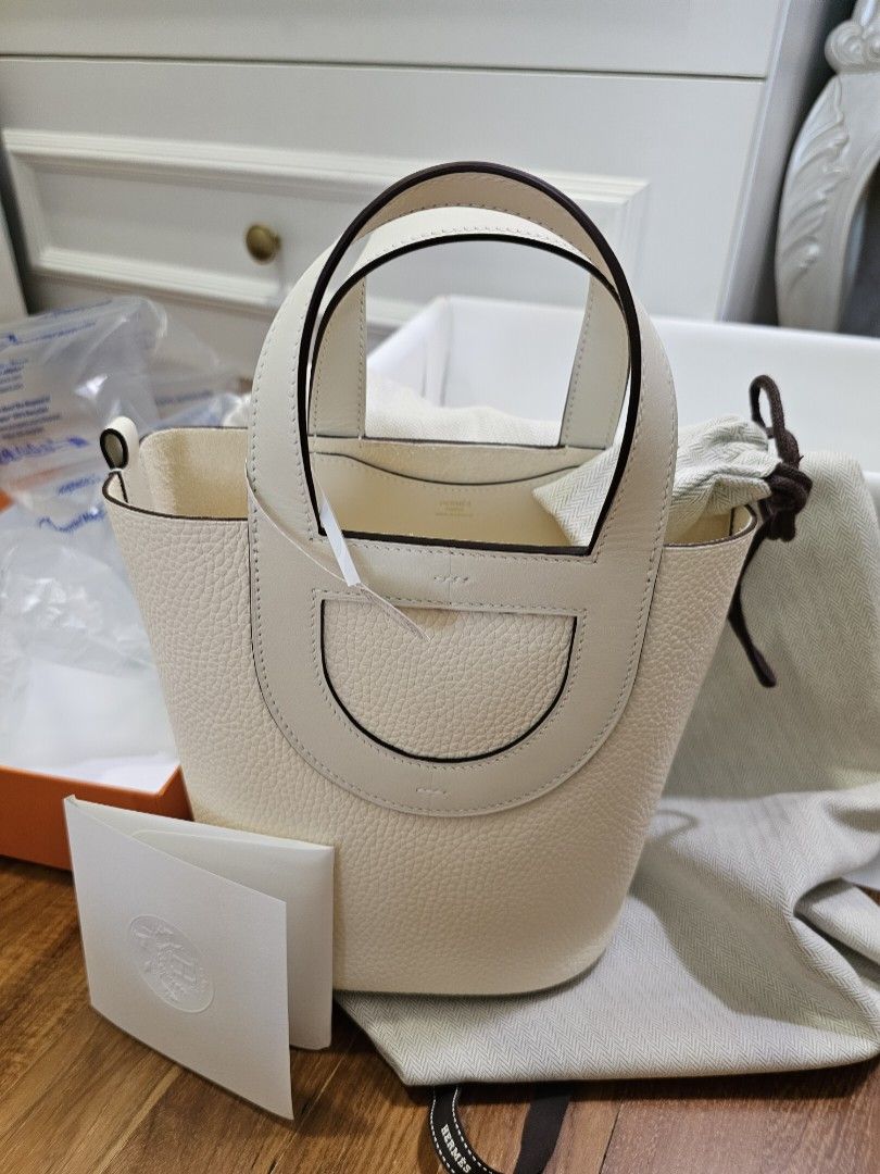 Hermès In-the-Loop 18 bag