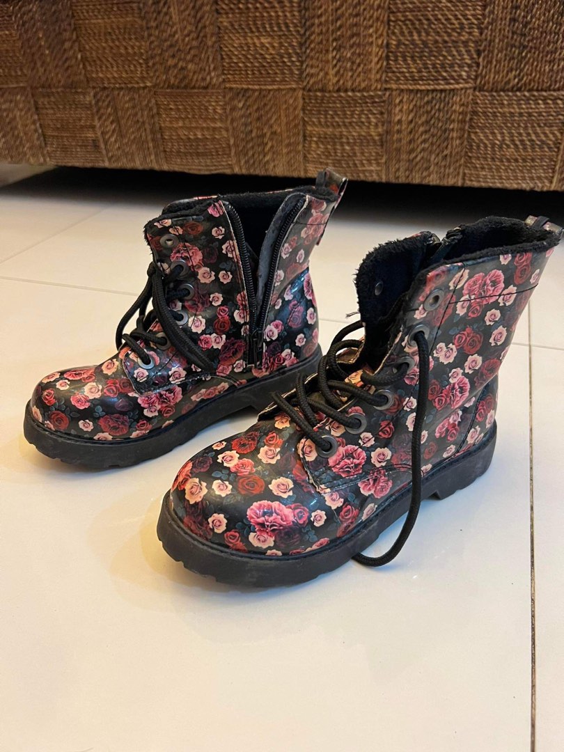 H&m floral boots top