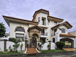 House And Lot For Sale In Bf Homes Paranaque