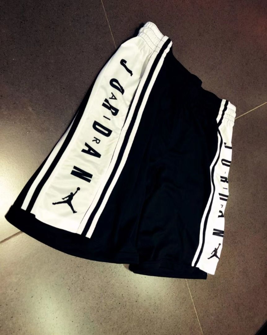 Air Jordan HBR Men's Basketball Shorts Black and White BQ8393-010 US XS