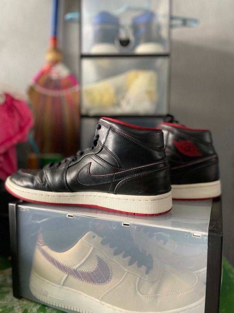 round toe jordans
