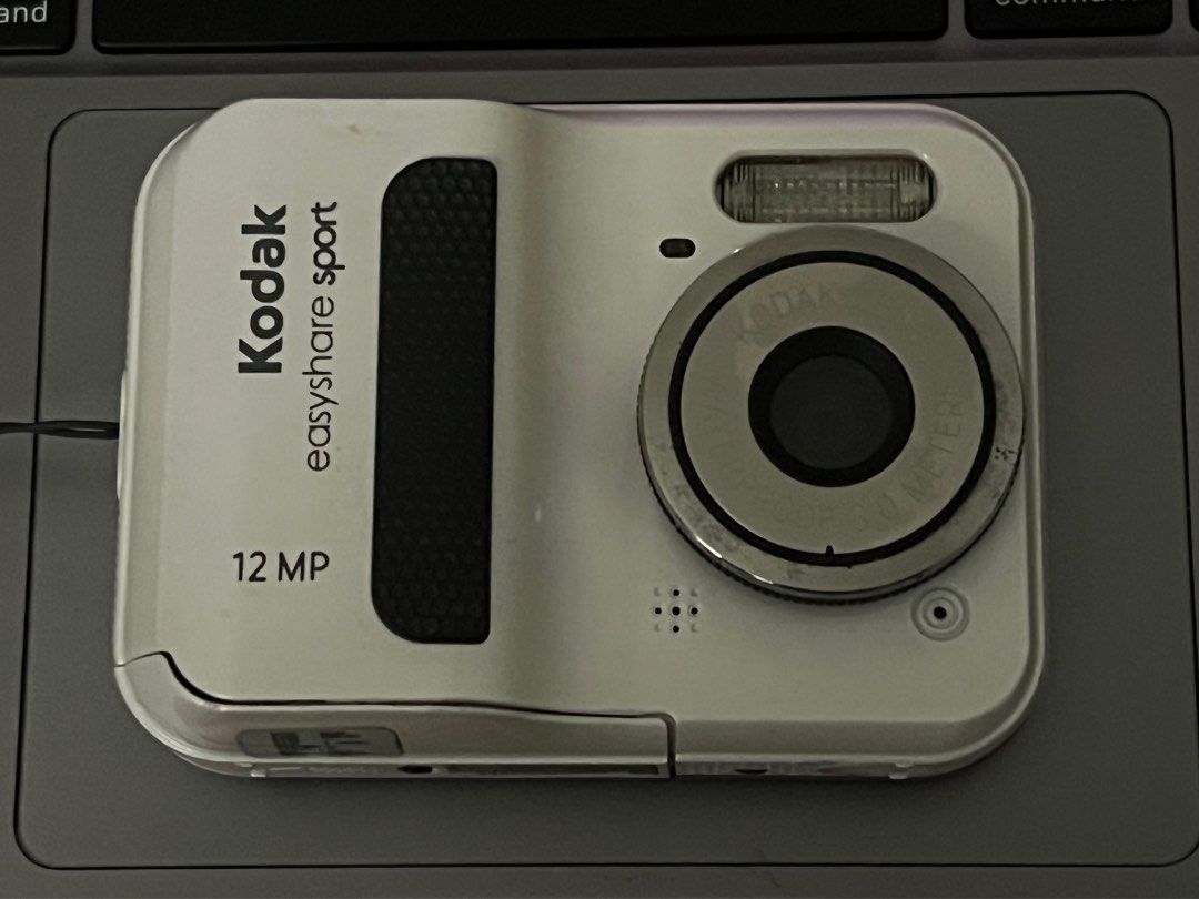 kodak easyshare sport 12mp