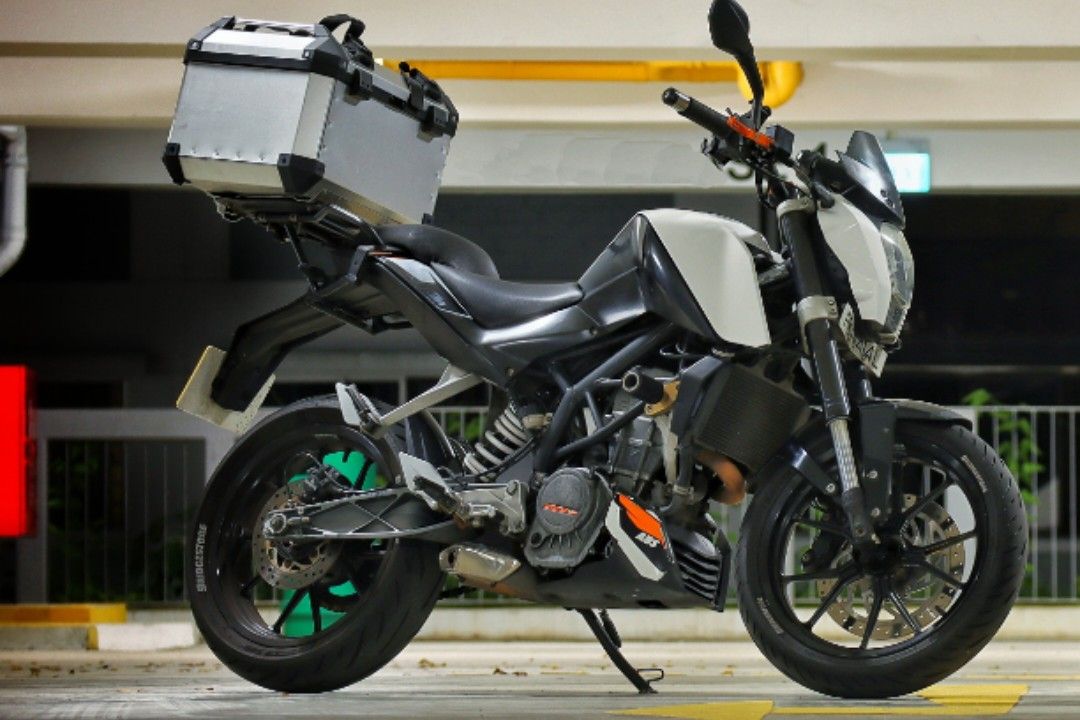 Duke shop 200 touring