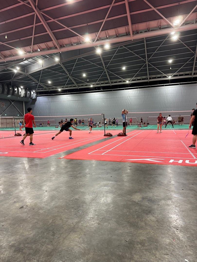 Last min expo badminton court, Sports Equipment, Sports & Games, Racket