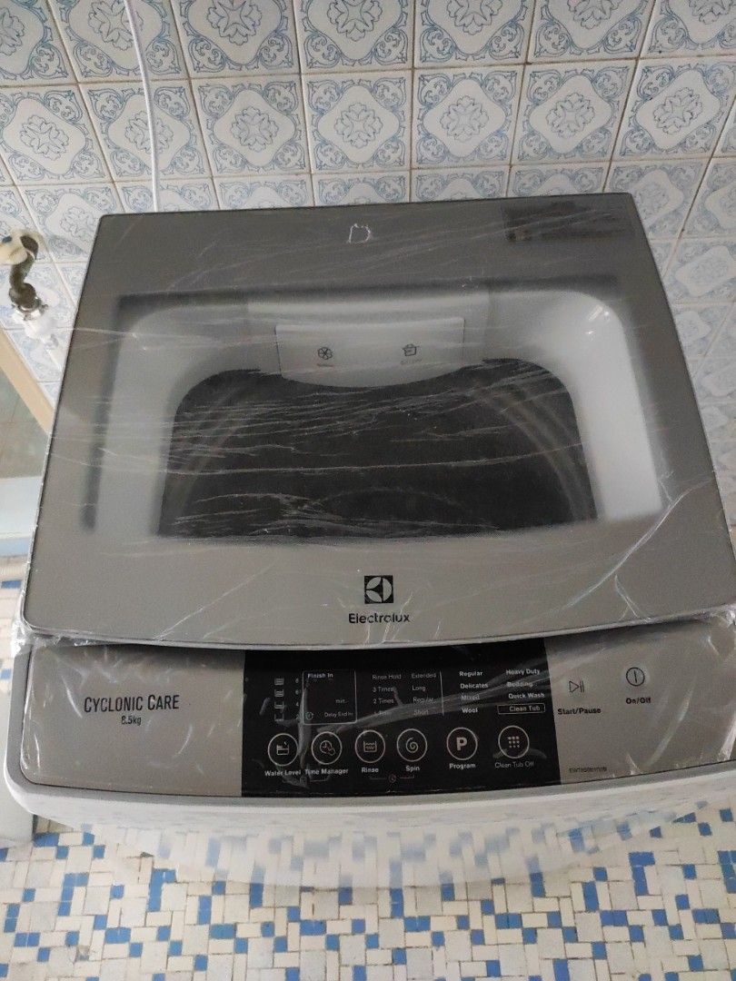 Electrolux washer. 8.5kg, TV & Home Appliances, Washing Machines and ...