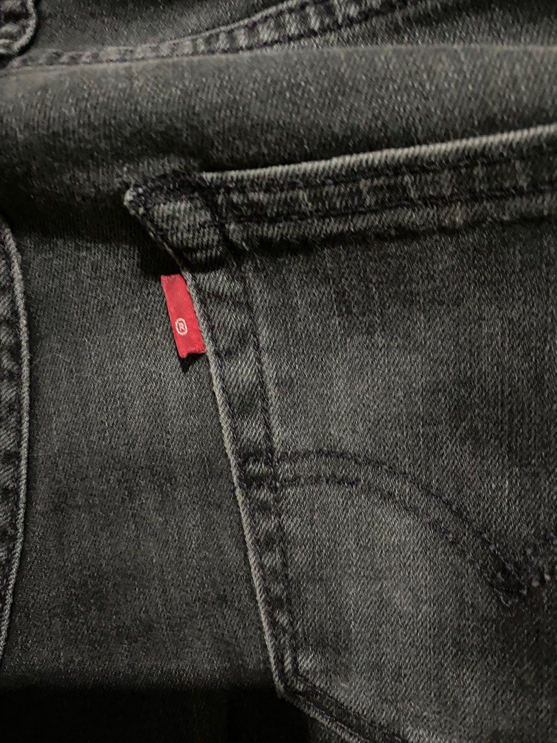 Levi's 512 shop headed east