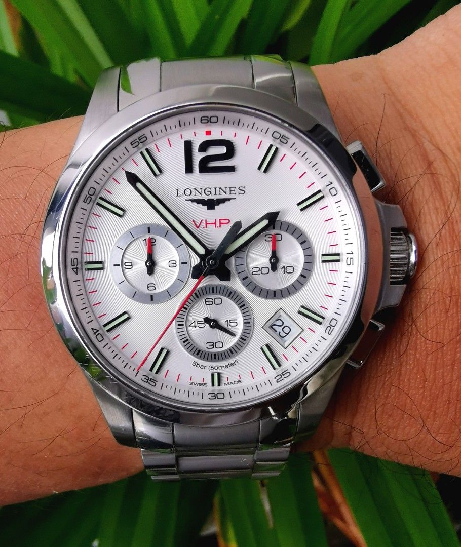 Longines Conquest VHP Chronograph 44mm Rare 💯%Authentic (Category: Luxury Watches) located in Mandaluyong City. Submitted by nwatch.ph (Listing ID 1240144354, Image 2). Description: Very Good Condition Size 44mm VHP Quartz 9/10 Rating Chronograph Sapphire Crystal Swiss Made 💯%Authentic or Money Back Thanks Admin🙏🙏🙏❤️❤️❤️.