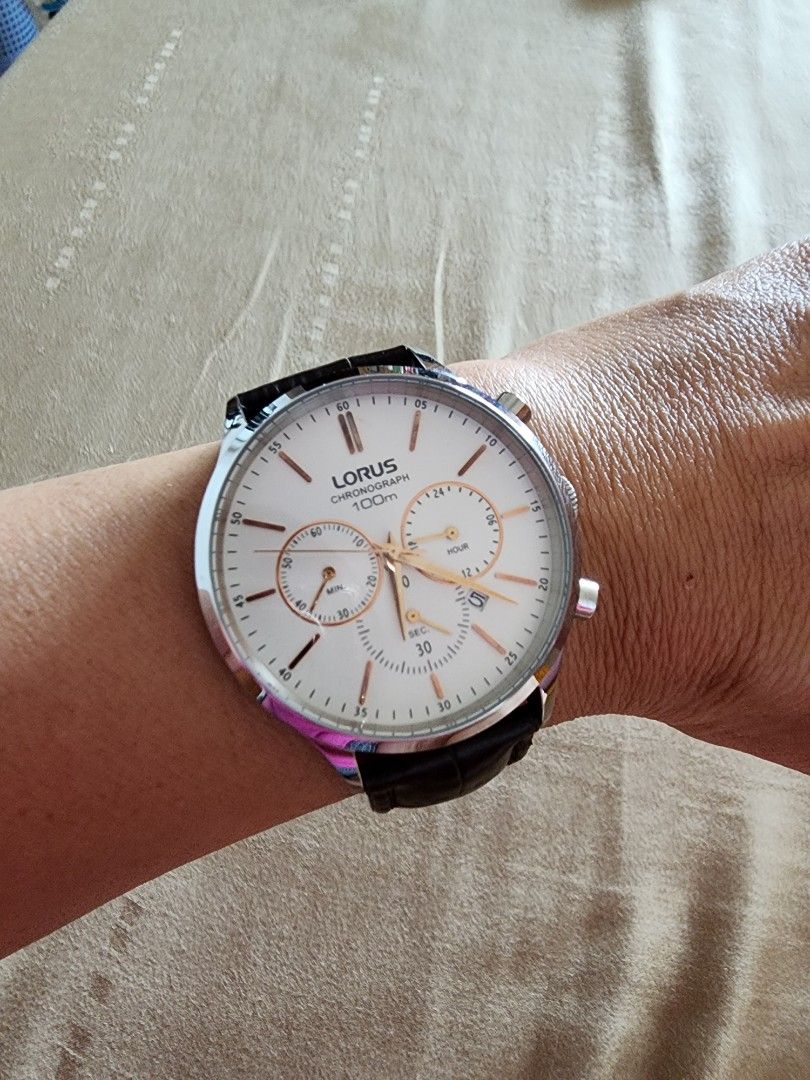 Lorus dress chronograph discount