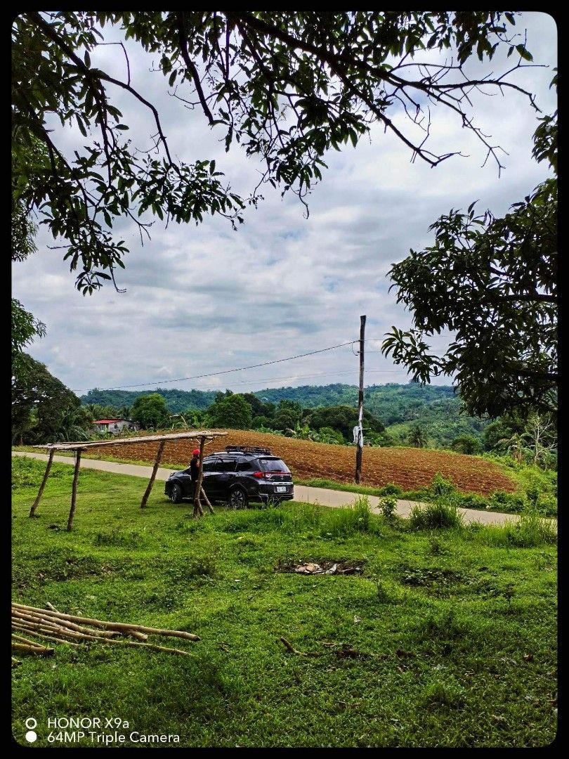 lot for sale (Category: Lot) located in Bulacan. Submitted by pompomskie93595 (Listing ID 1240234351, Image 1). Description: Affordable Farm Lot in Bulacan!!! Naghahanap ng farm lot na perfect for you and your family? Pwede taniman at pwede maglagay ng bakasyunan... May malapit na school at malapit sa tourist spot ❤️ Pili ka kung saan pasok ang budget mo. 🙂 We offer : 2,000 per sqm 2,200 per sqm Direct to owner With affordable monthly amortizati