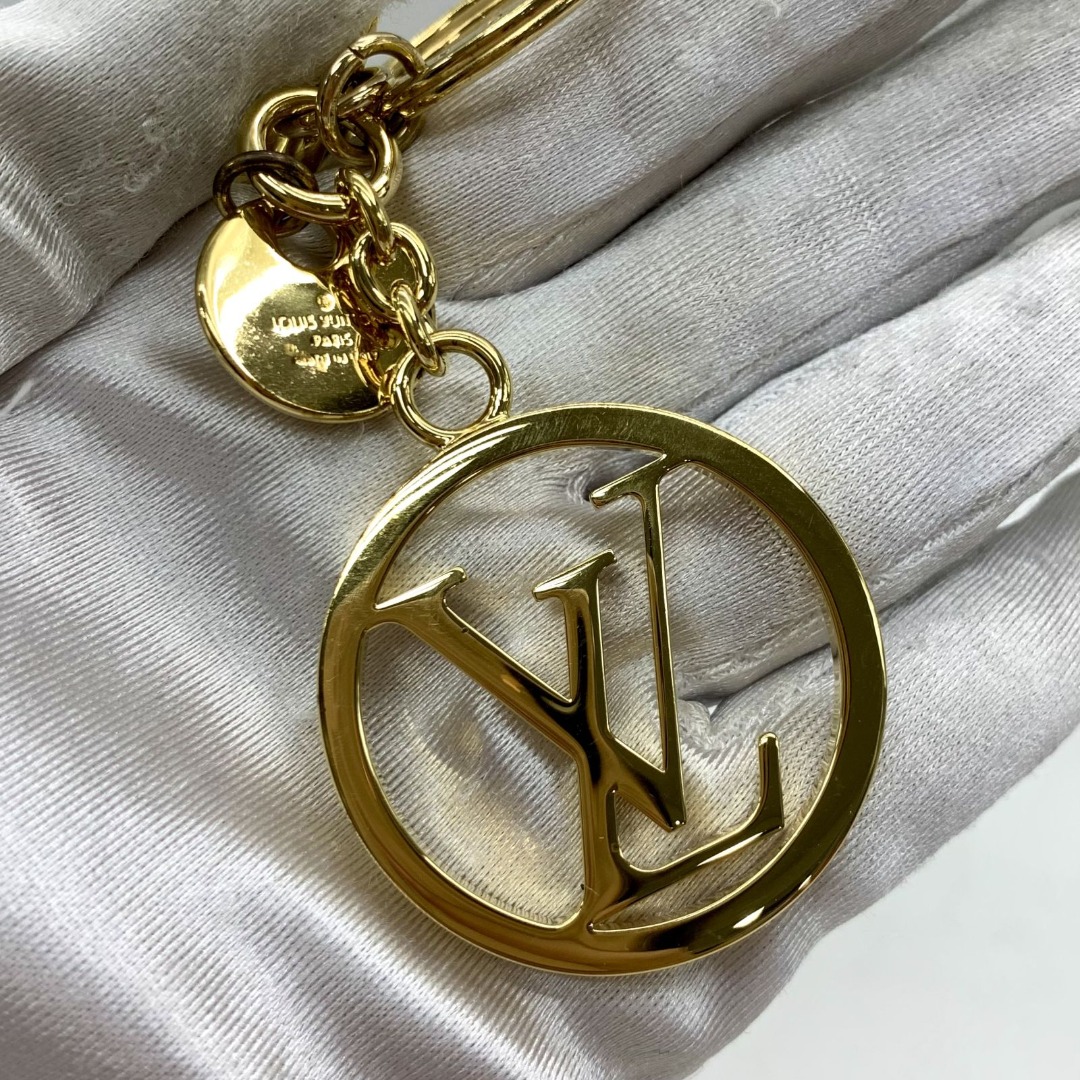 Louis-Vuitton-Bag-Charm-LV-Circle-Key-Chain-Key-Charm-Gold-M68000 –  dct-ep_vintage luxury Store