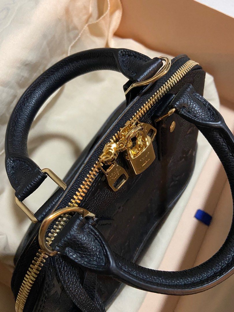 Louis Vuitton Alma Neo BB Black Gold hardware Leather ref.968720 - Joli  Closet
