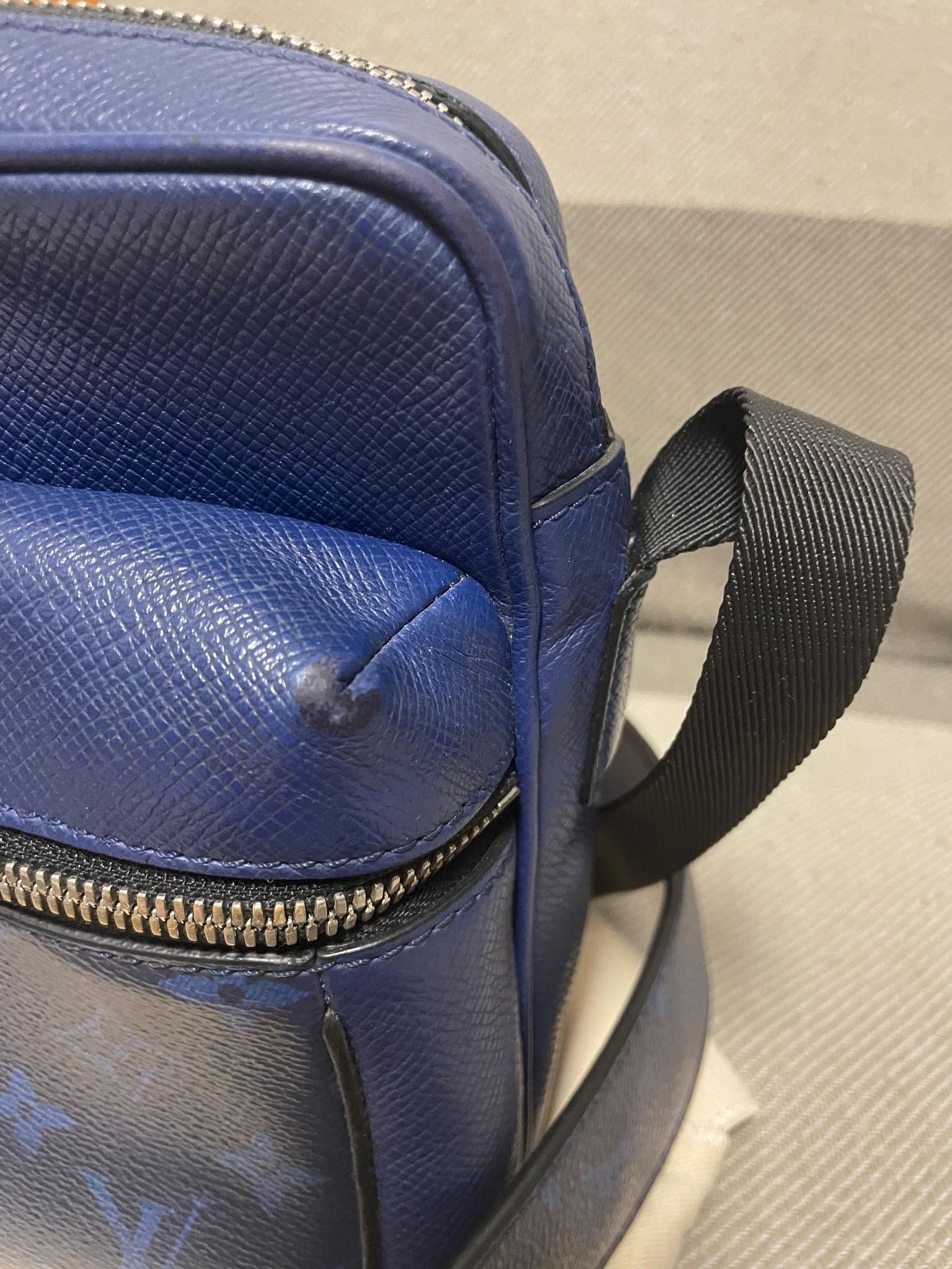 Louis Vuitton Outdoor messenger bag (1:1 Rep, TOP QUALITY, REAL MATERIAL)  Pls contact whatsapp +8618559333945 if any question or order : r/Suplookbag