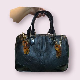(Category: ) located in . Submitted by ps_baglover (Listing ID 1240066829, Image 1). Description: .
