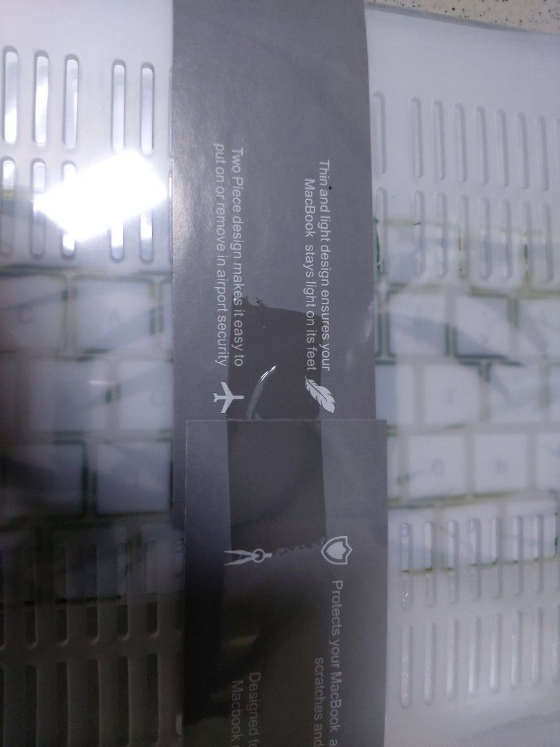 Macbook Pro 13"Case (Category: Cases & Sleeves) located in Pasig City. Submitted by borjong (Listing ID 1240162923, Image 2). Description: Macbook Pro 13" Case Brand new on hand.