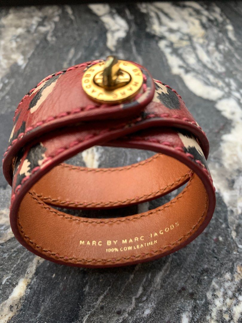 Marc jacobs leather bracelet on sale