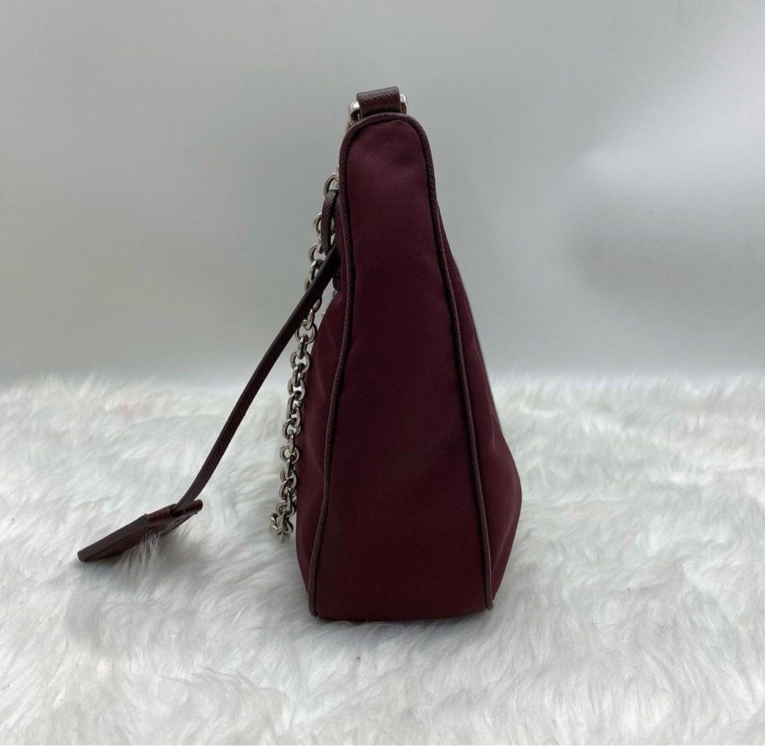Prada re edition 2005 burgundy store
