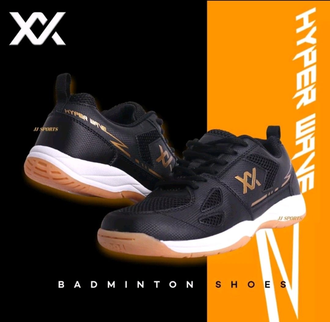 Badminton top shoes price