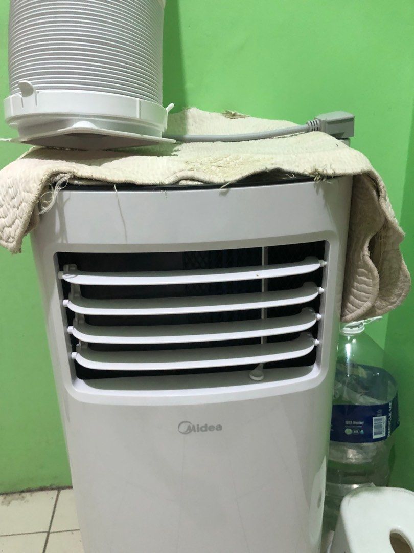 Midea portable air conditioner, TV & Home Appliances, Air Conditioning