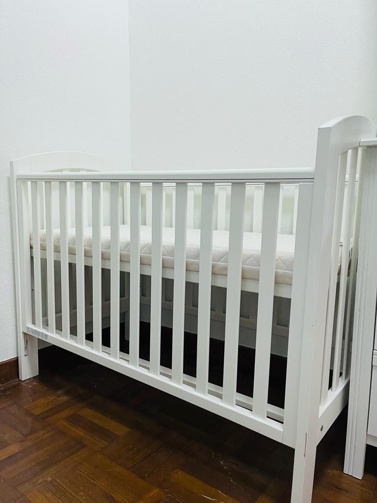 Mothercare Baby Cot (pristine condition), Babies & Kids, Baby Nursery