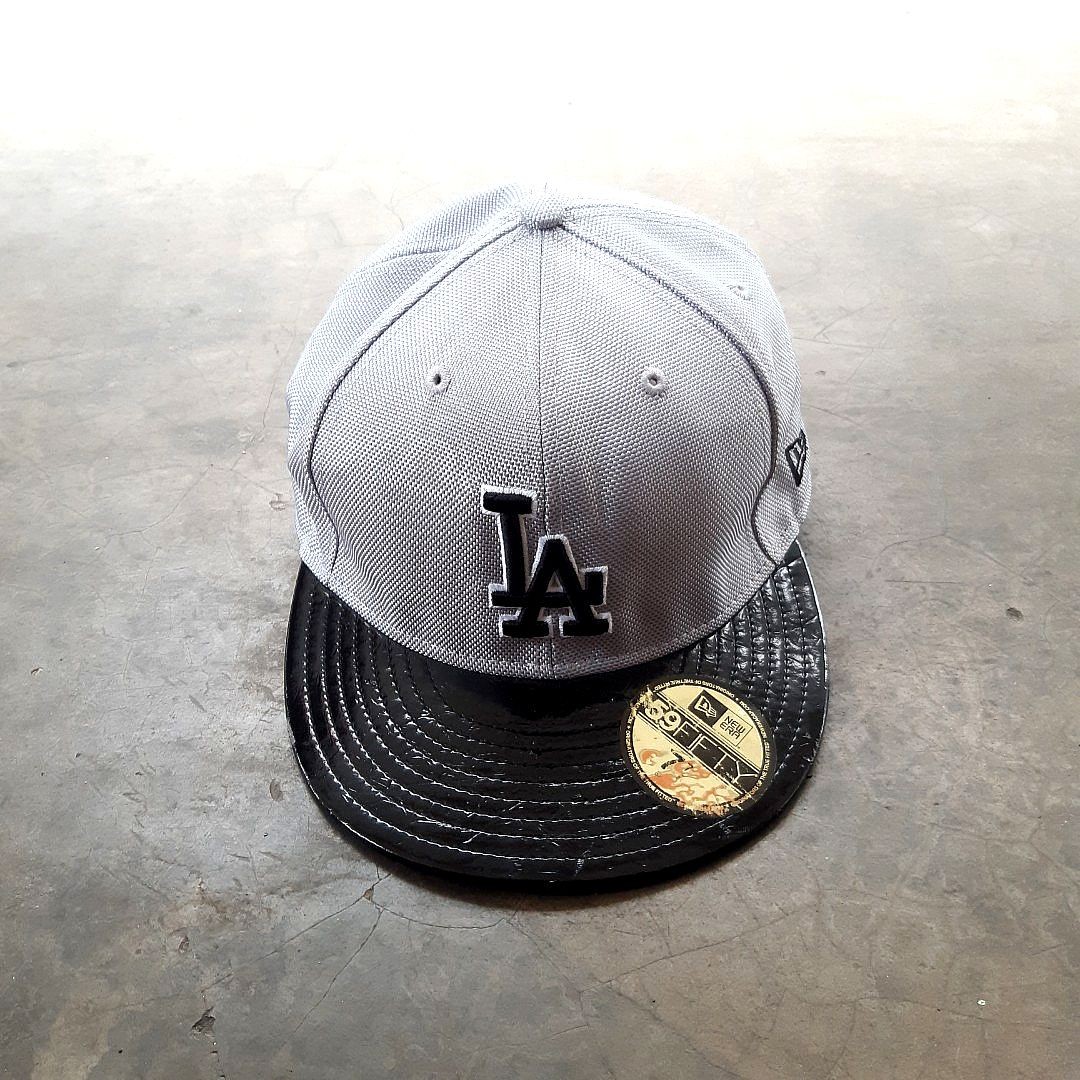 Dodgers Fitted New Era 59Fifty Metal Silver Emblem Navy Cap Hat