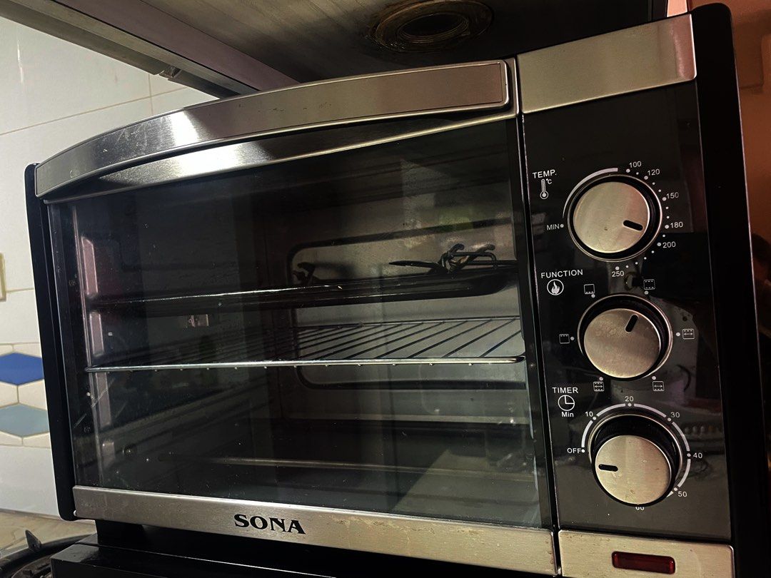 New oven, can bake cakes , can do grill chicken every thing, TV & Home