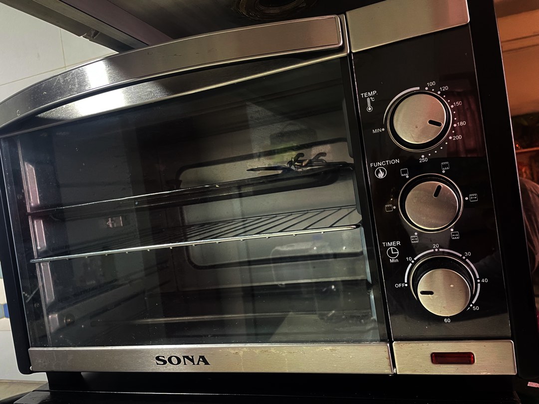 New oven, can bake cakes , can do grill chicken every thing, TV & Home