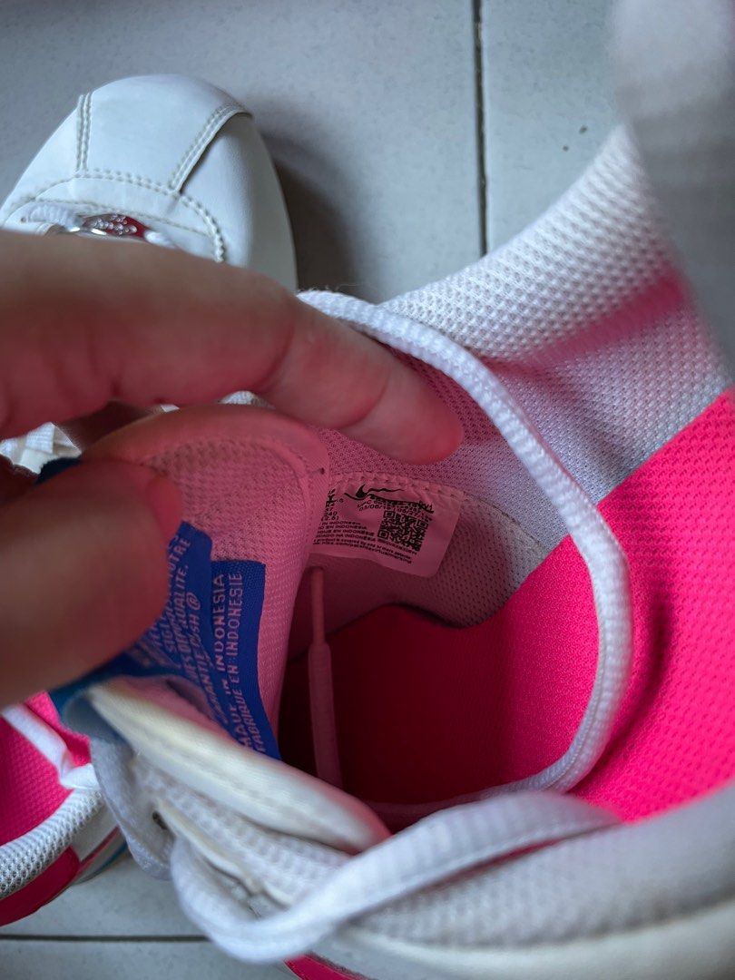 nike cortez authentic