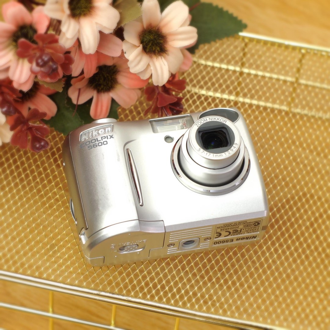 Nikon Coolpix 5600 Digital Camera on Carousell