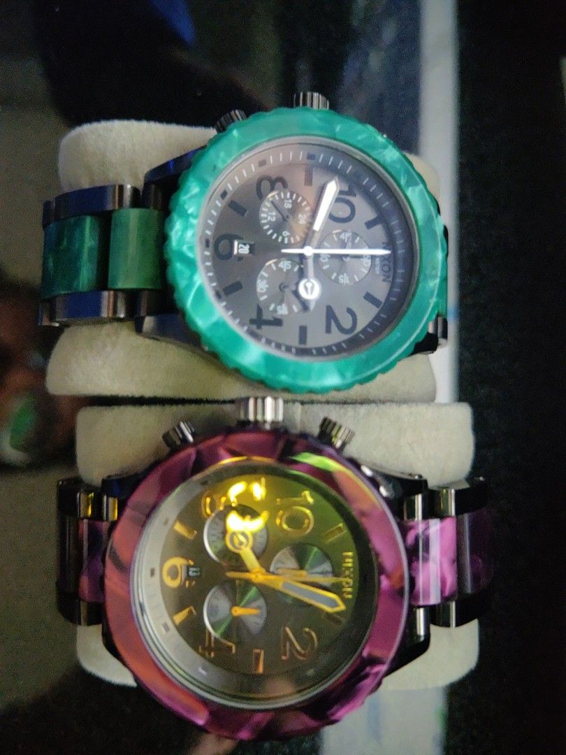 Nixon 4220 on sale