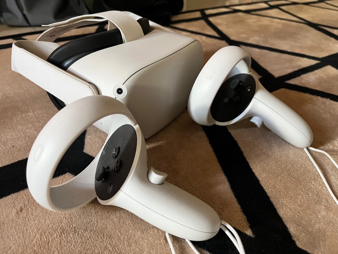 Oculus Quest 2 64GB for sale