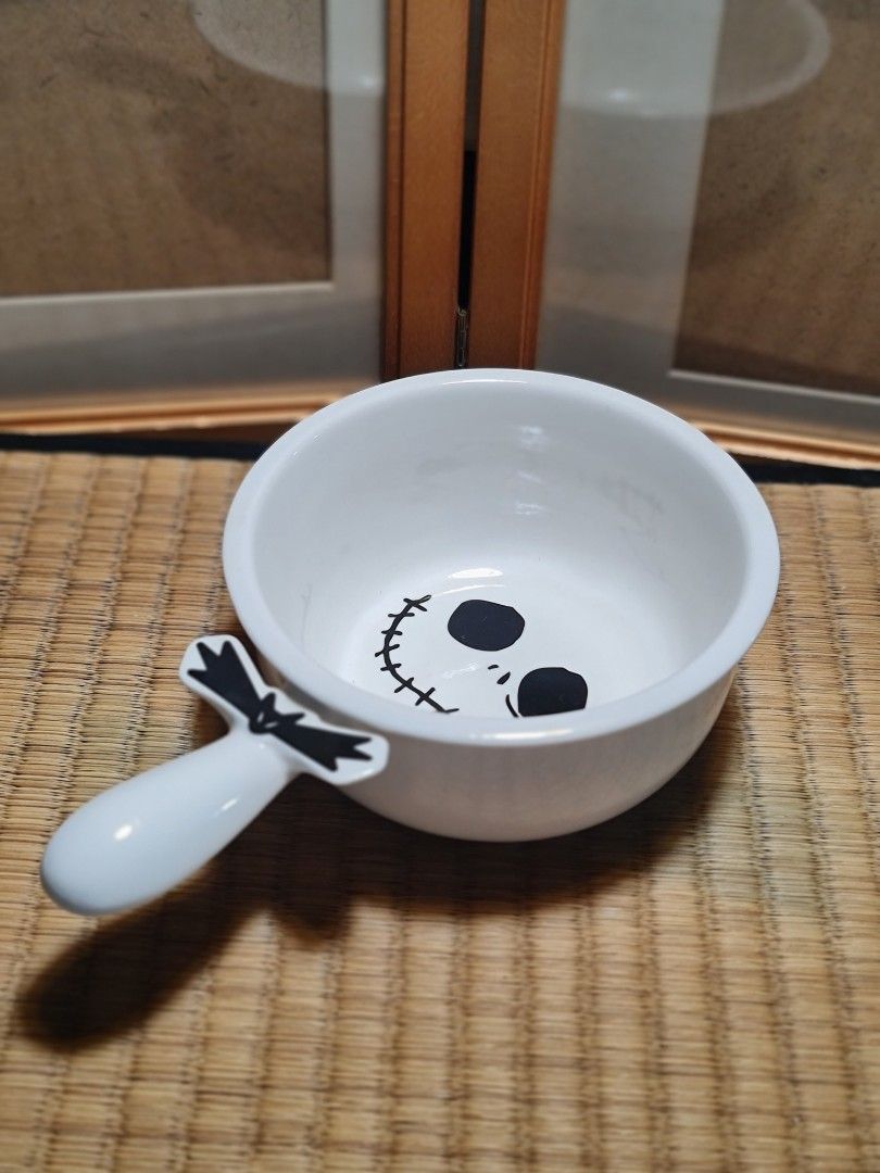 ORIGINAL DISNEY NBC POT on Carousell