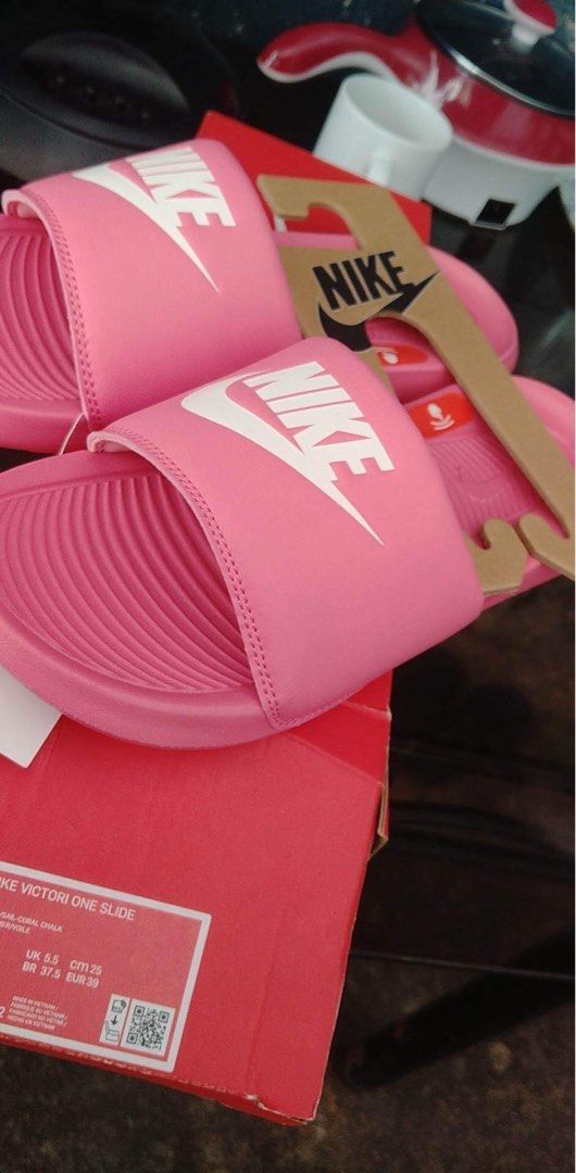 original nike slides on Carousell