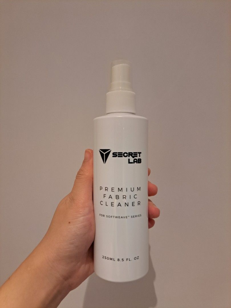 Secretlab premium fabric outlet cleaner review