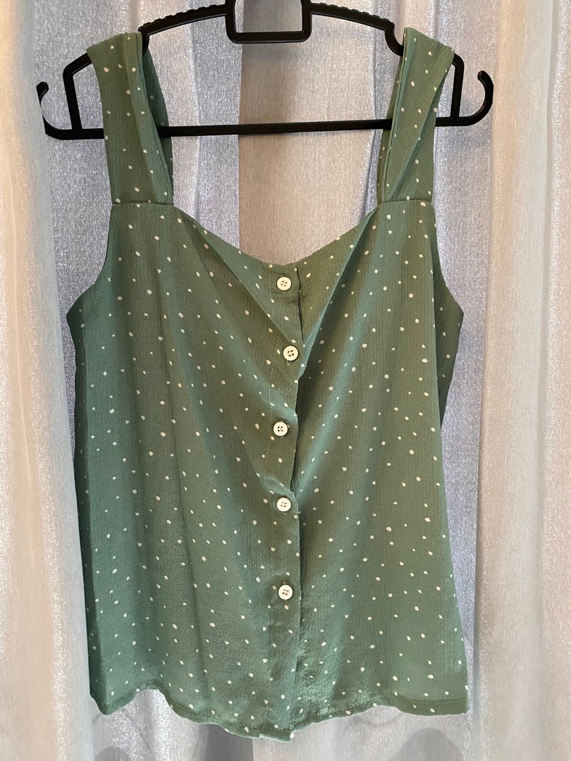 Pastel Green Top, Women's Fashion, Tops, Blouses on Carousell