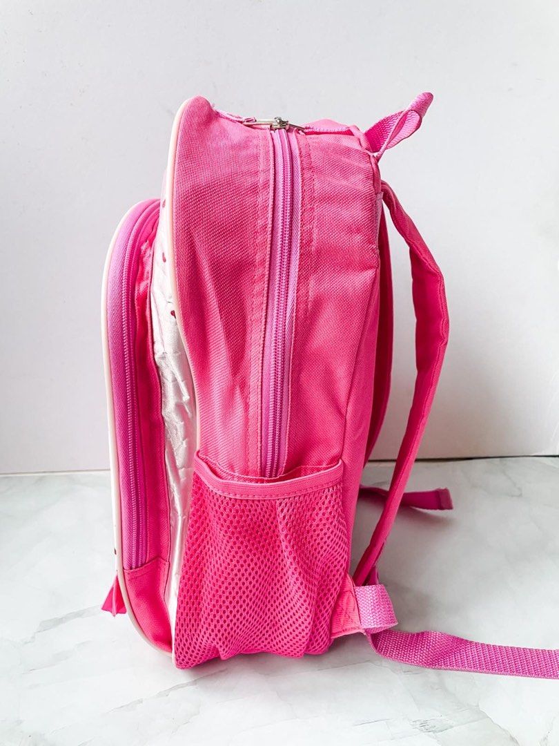Peppa Pig Backpack (Category: Babies & Kids Fashion) located in Cainta. Submitted by mly_d (Listing ID 1240065756, Image 3). Description: Peppa Pig Backpack Php 400 • in good condition • zippers are in good condition.