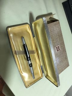 （分類：）位於 。 由 eppolevne 提交（商品編號 1240166438，圖片 1）。簡介： 。